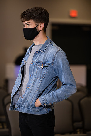 Charlotte Seen Fashion show November 2020-0331
