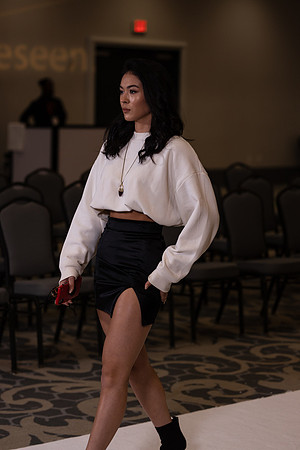 Charlotte Seen Fashion show November 2020-0336