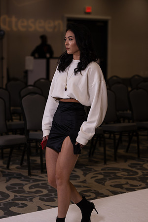 Charlotte Seen Fashion show November 2020-0337