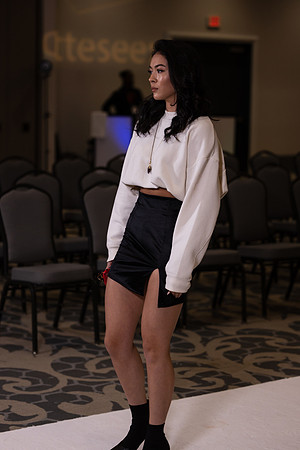 Charlotte Seen Fashion show November 2020-0338