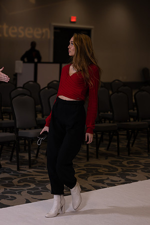 Charlotte Seen Fashion show November 2020-0347