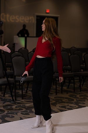 Charlotte Seen Fashion show November 2020-0348