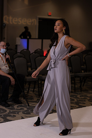 Charlotte Seen Fashion show November 2020-0352