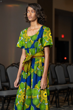 Charlotte Seen Fashion show November 2020-1913