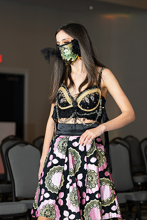 Charlotte Seen Fashion show November 2020-1920