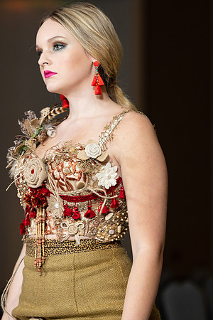 Charlotte Seen Fashion show November 2020-1940