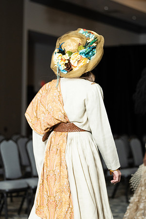 Charlotte Seen Fashion show November 2020-1996