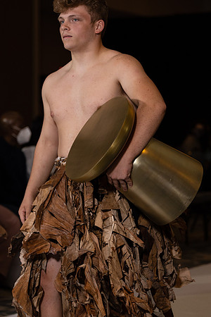 Charlotte Seen Fashion show November 2020-2035