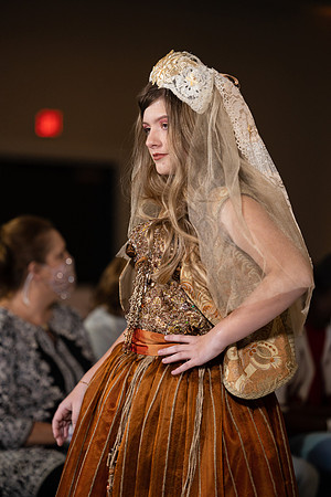 Charlotte Seen Fashion show November 2020-2066