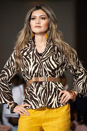 Charlotte Seen Fashion show November 2020-2084