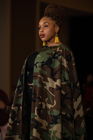 Charlotte Seen Fashion show November 2020-2136