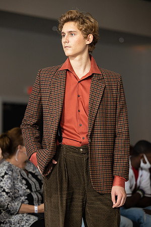 Charlotte Seen Fashion show November 2020-2162