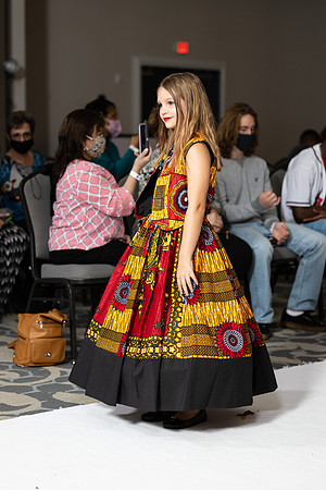 Charlotte Seen Fashion show November 2020-2199