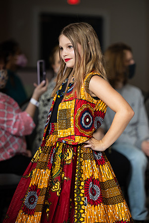 Charlotte Seen Fashion show November 2020-2203