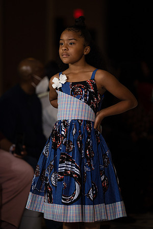 Charlotte Seen Fashion show November 2020-2210