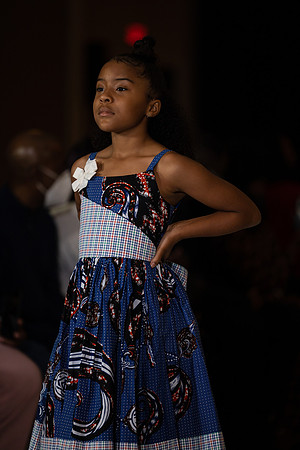 Charlotte Seen Fashion show November 2020-2213