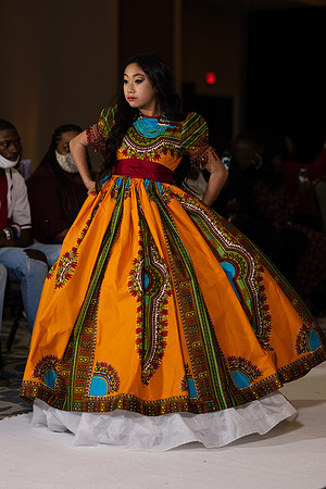 Charlotte Seen Fashion show November 2020-2227