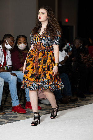 Charlotte Seen Fashion show November 2020-2232