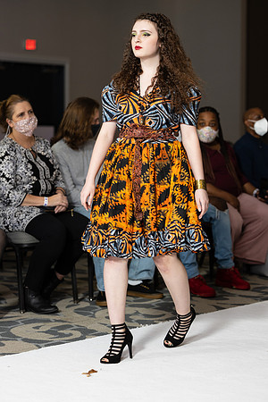 Charlotte Seen Fashion show November 2020-2233