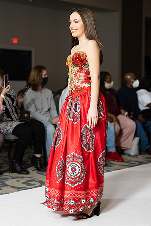 Charlotte Seen Fashion show November 2020-2245