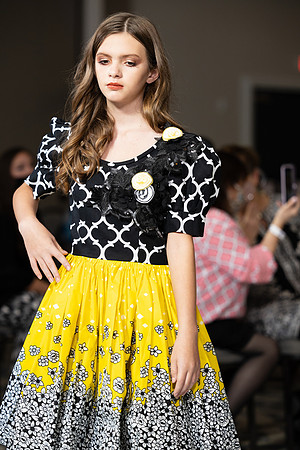 Charlotte Seen Fashion show November 2020-2263
