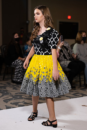 Charlotte Seen Fashion show November 2020-2261