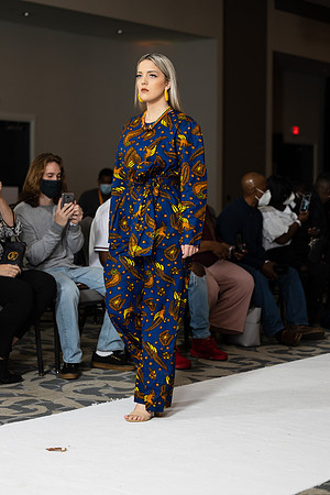 Charlotte Seen Fashion show November 2020-2278