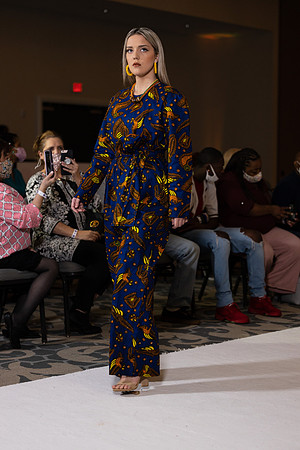 Charlotte Seen Fashion show November 2020-2279