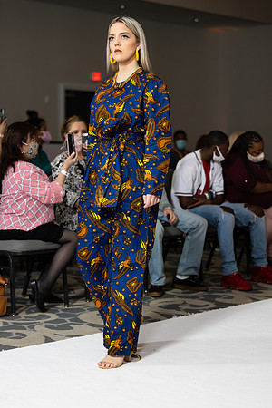 Charlotte Seen Fashion show November 2020-2280
