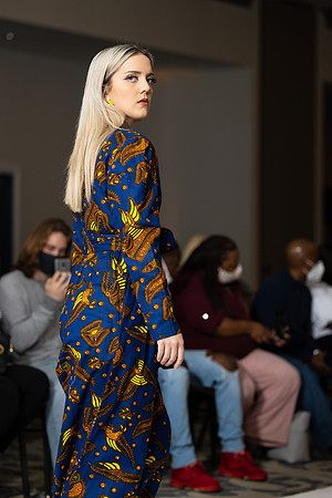Charlotte Seen Fashion show November 2020-2289
