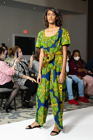 Charlotte Seen Fashion show November 2020-2291