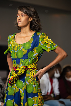 Charlotte Seen Fashion show November 2020-2293