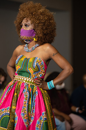 Charlotte Seen Fashion show November 2020-2308