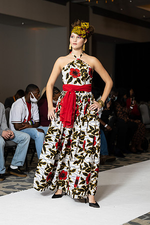 Charlotte Seen Fashion show November 2020-2313