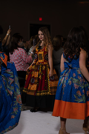 Charlotte Seen Fashion show November 2020-2317