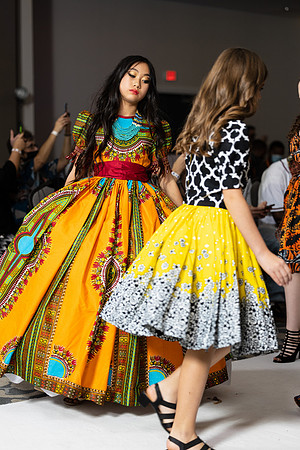 Charlotte Seen Fashion show November 2020-2322