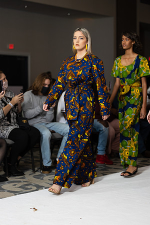 Charlotte Seen Fashion show November 2020-2328