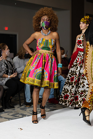 Charlotte Seen Fashion show November 2020-2333
