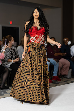 Charlotte Seen Fashion show November 2020-2336