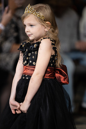 Charlotte Seen Fashion show November 2020-2362
