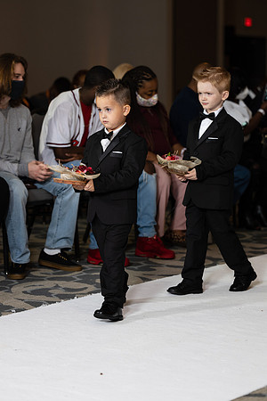 Charlotte Seen Fashion show November 2020-2376