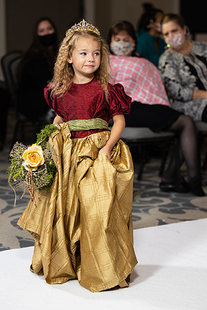 Charlotte Seen Fashion show November 2020-2397