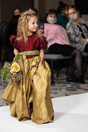 Charlotte Seen Fashion show November 2020-2398