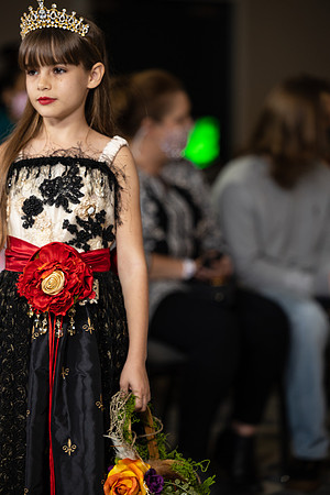 Charlotte Seen Fashion show November 2020-2407