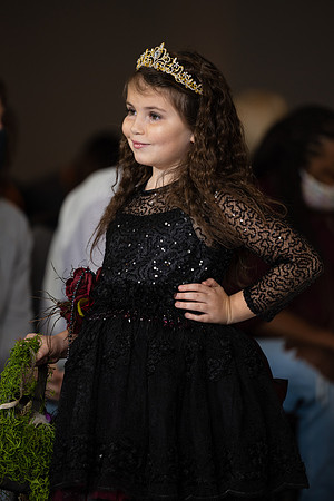 Charlotte Seen Fashion show November 2020-2414
