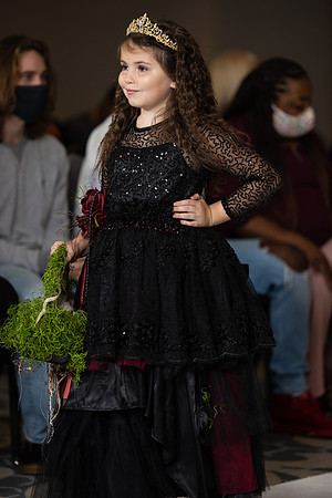 Charlotte Seen Fashion show November 2020-2418