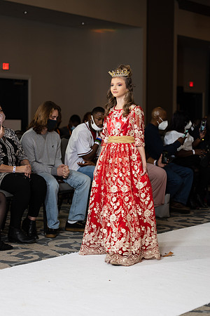 Charlotte Seen Fashion show November 2020-2449