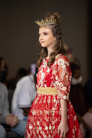 Charlotte Seen Fashion show November 2020-2453