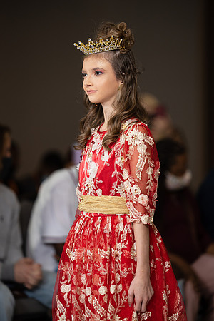 Charlotte Seen Fashion show November 2020-2454