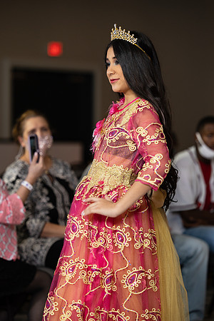 Charlotte Seen Fashion show November 2020-2467